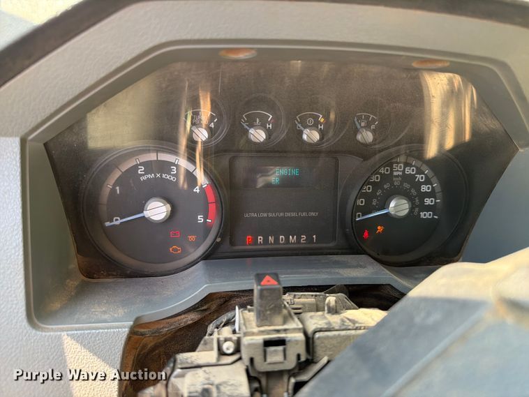image for item ER1895 2013 Ford F550 vacuum truck