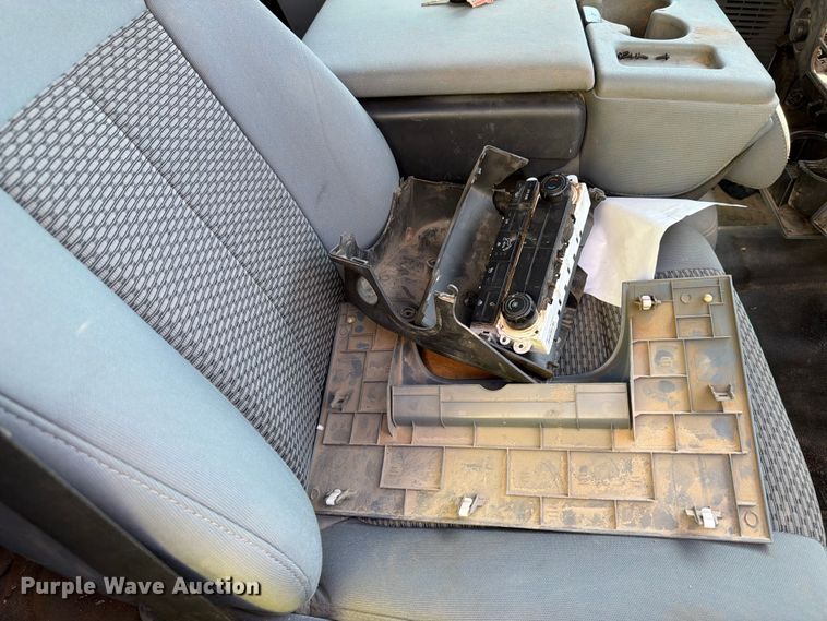 image for item ER1895 2013 Ford F550 vacuum truck