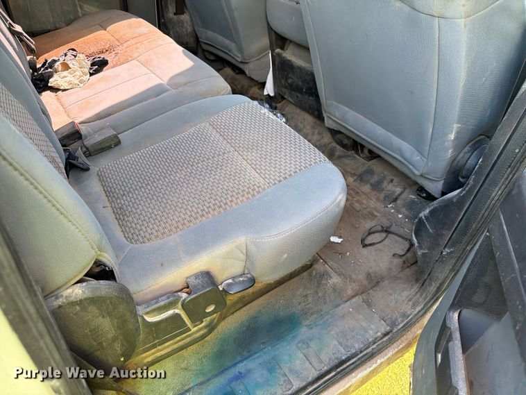 image for item ER1895 2013 Ford F550 vacuum truck