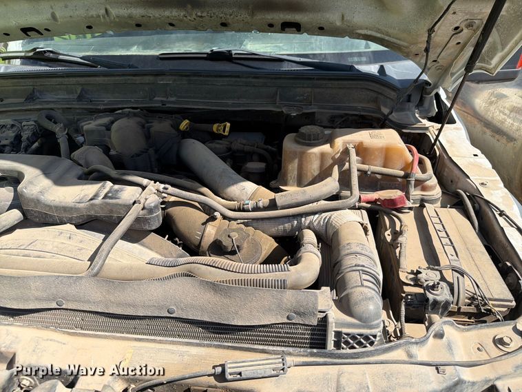 image for item ER1895 2013 Ford F550 vacuum truck