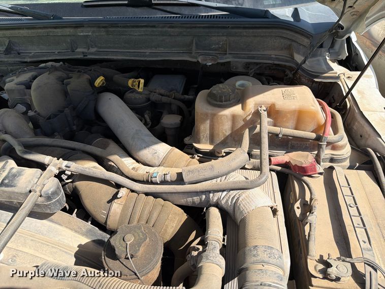image for item ER1895 2013 Ford F550 vacuum truck