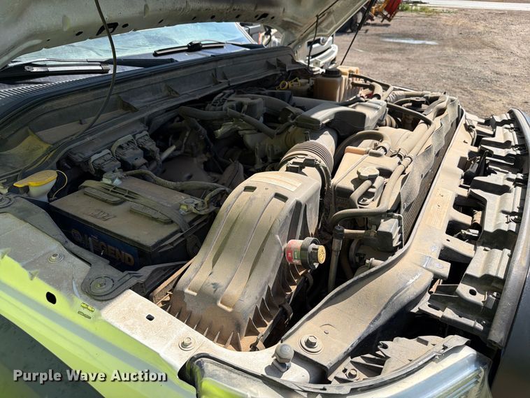 image for item ER1895 2013 Ford F550 vacuum truck