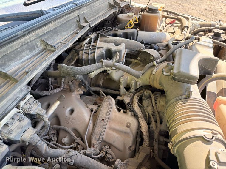 image for item ER1895 2013 Ford F550 vacuum truck