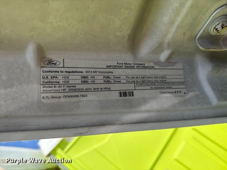 image for item ER1895 2013 Ford F550 vacuum truck