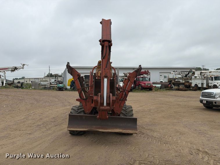 image for item ER1904 Ditch Witch 7610 trencher