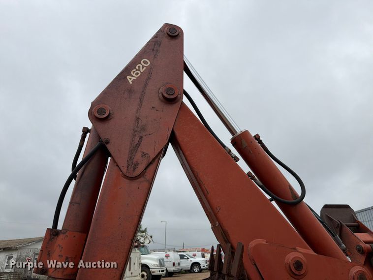 image for item ER1904 Ditch Witch 7610 trencher