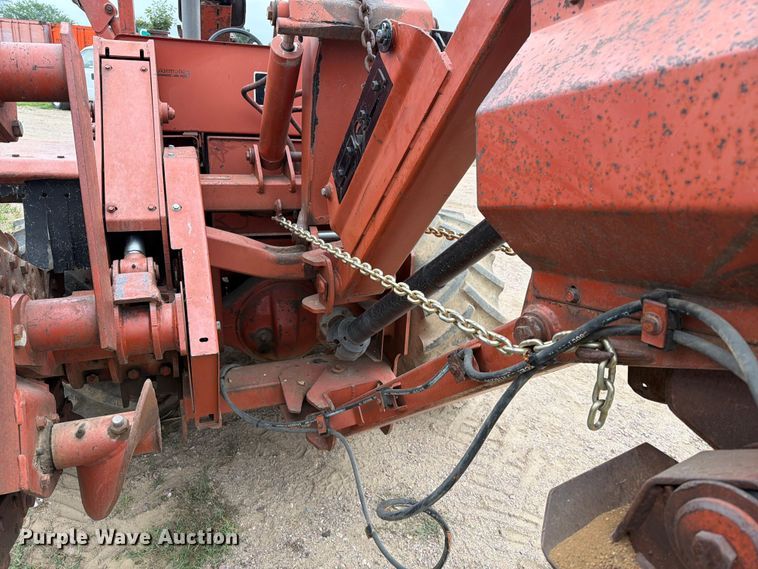 image for item ER1904 Ditch Witch 7610 trencher