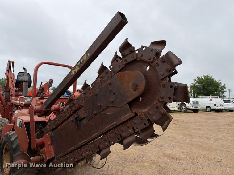 image for item ER1904 Ditch Witch 7610 trencher