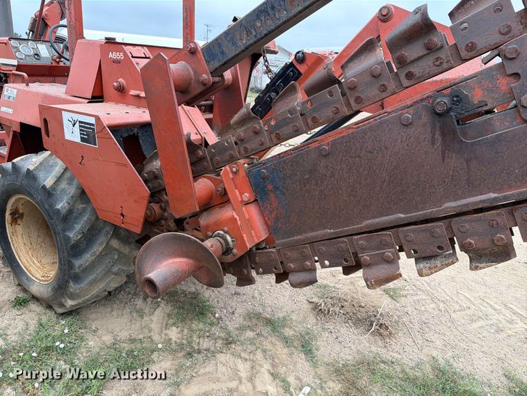 image for item ER1904 Ditch Witch 7610 trencher