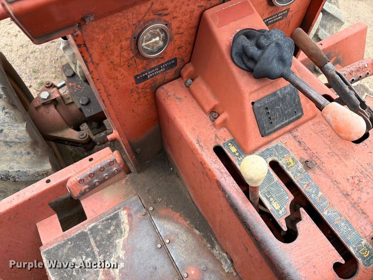 image for item ER1904 Ditch Witch 7610 trencher