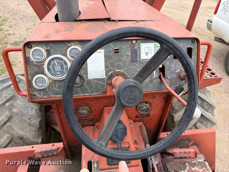image for item ER1904 Ditch Witch 7610 trencher