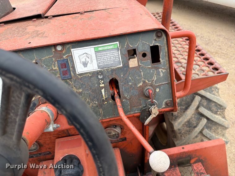 image for item ER1904 Ditch Witch 7610 trencher