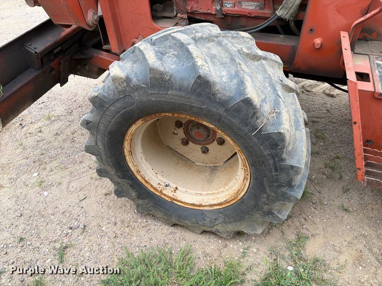image for item ER1904 Ditch Witch 7610 trencher