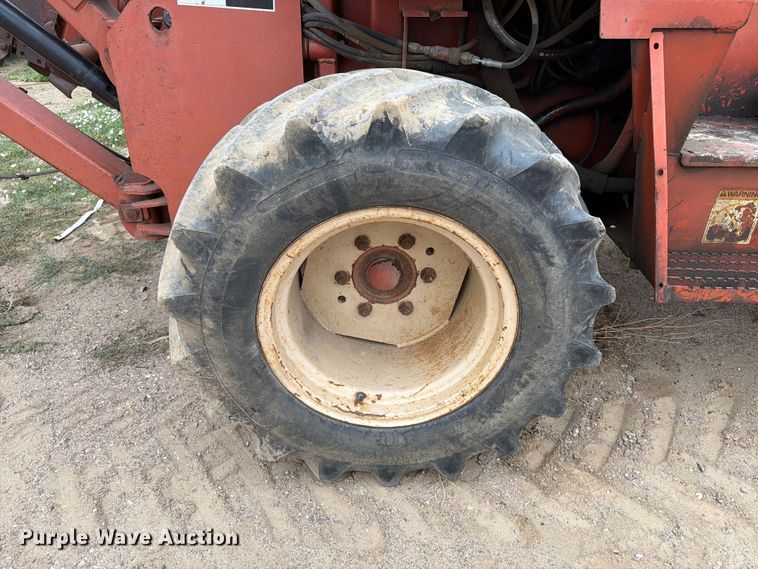 image for item ER1904 Ditch Witch 7610 trencher