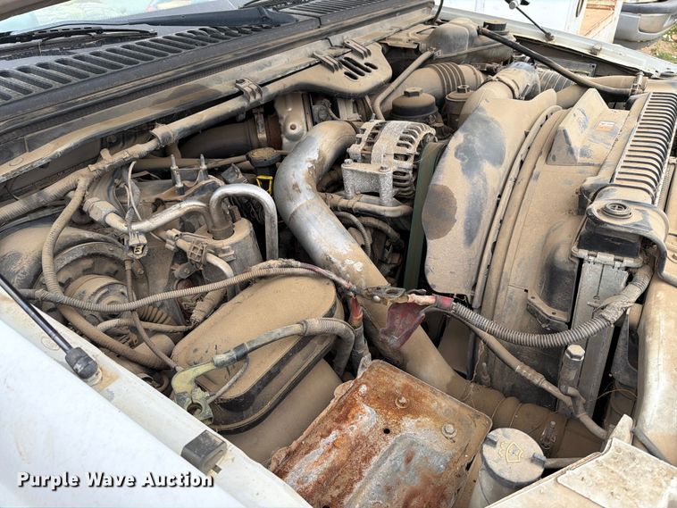 image for item ER1906 2006 Ford F450 flatbed truck