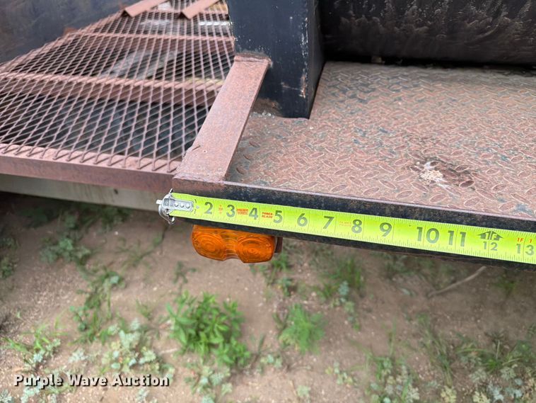 image for item ER1914 1986 GMC C7 water truck