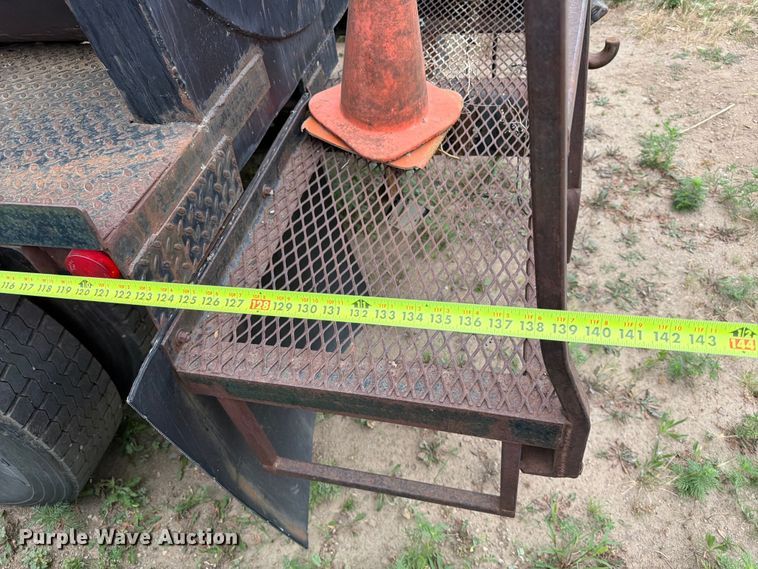 image for item ER1914 1986 GMC C7 water truck