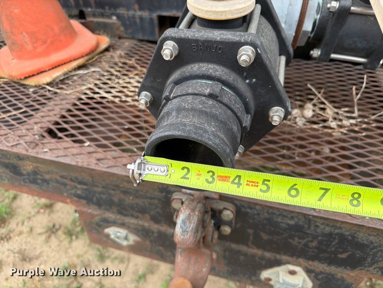 image for item ER1914 1986 GMC C7 water truck