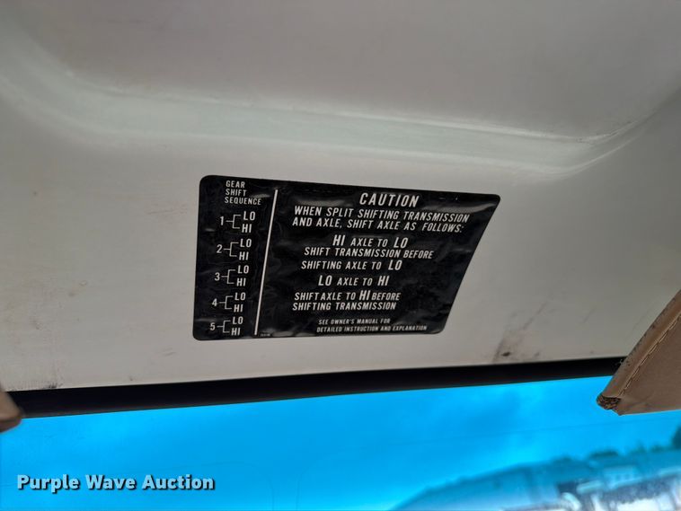 image for item ER1914 1986 GMC C7 water truck