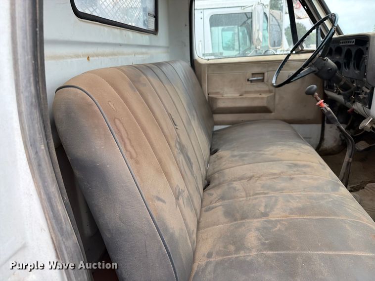 image for item ER1914 1986 GMC C7 water truck