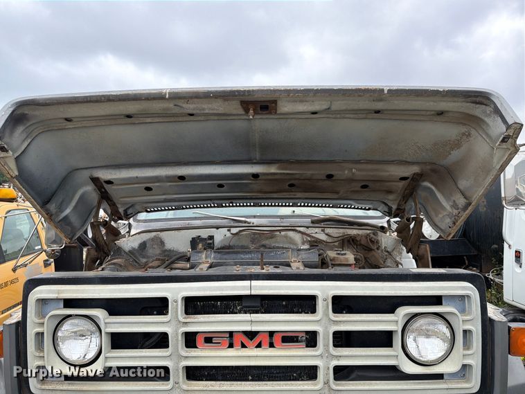 image for item ER1914 1986 GMC C7 water truck