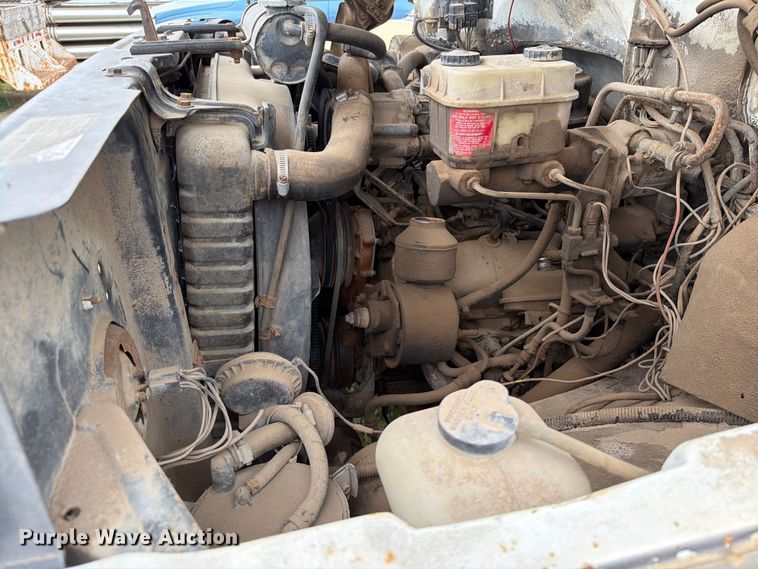 image for item ER1914 1986 GMC C7 water truck