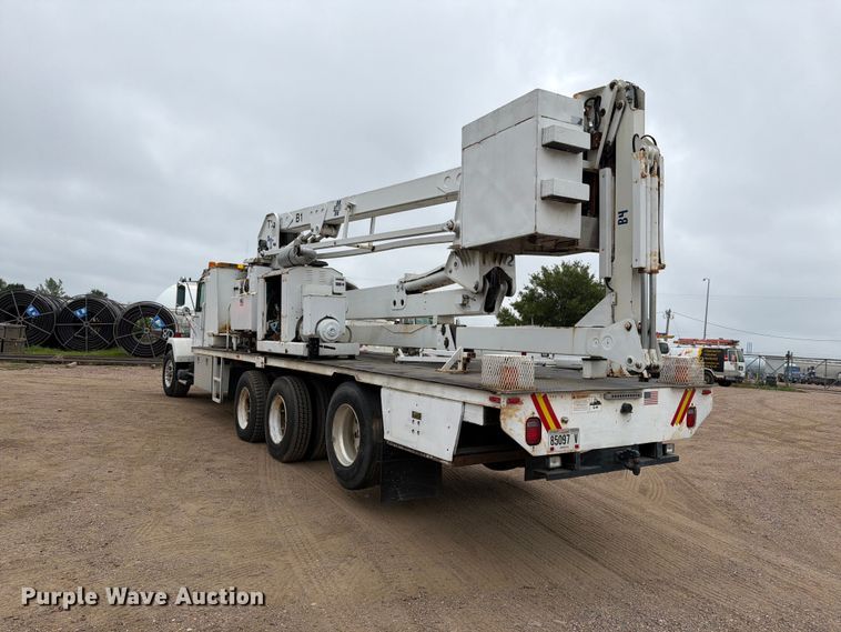 image for item ER1918 1988 GMC General under bridge inspection truck