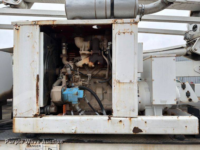 image for item ER1918 1988 GMC General under bridge inspection truck