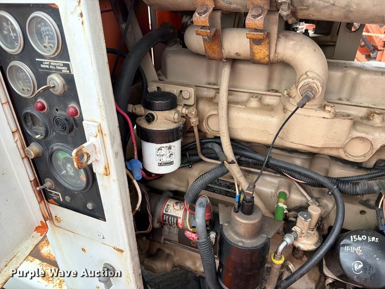 image for item ER1918 1988 GMC General under bridge inspection truck
