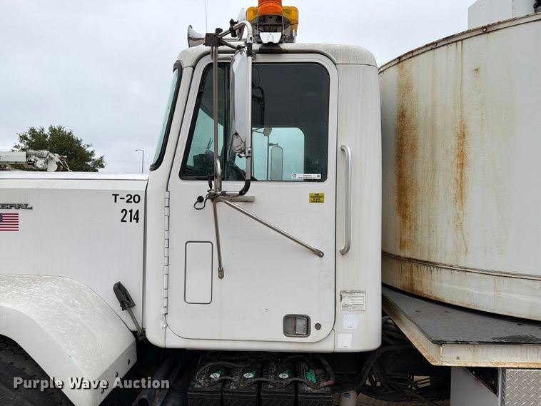 image for item ER1918 1988 GMC General under bridge inspection truck