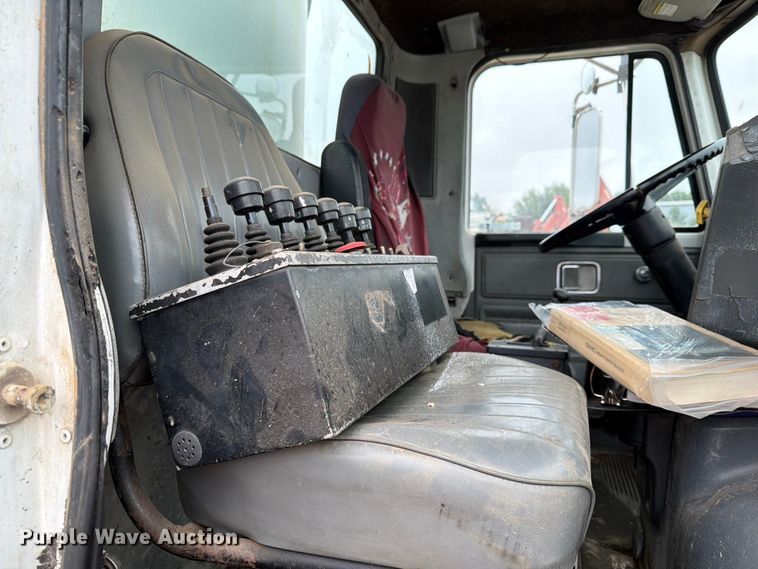 image for item ER1918 1988 GMC General under bridge inspection truck