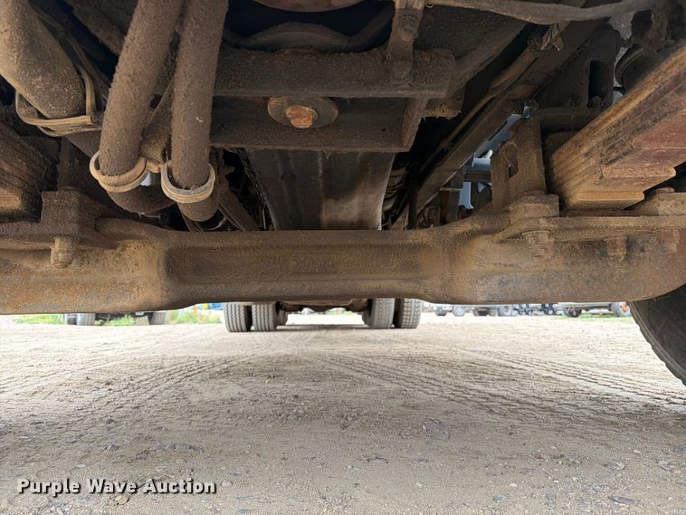 image for item ER1918 1988 GMC General under bridge inspection truck