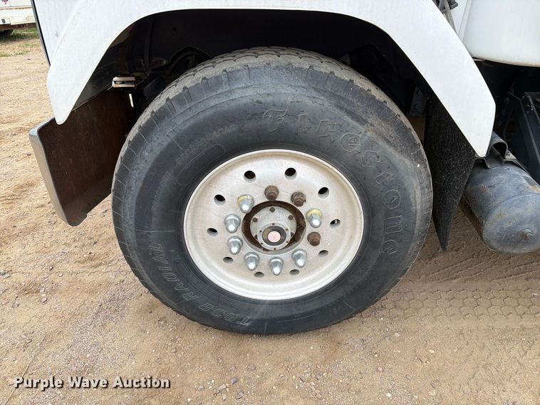 image for item ER1918 1988 GMC General under bridge inspection truck