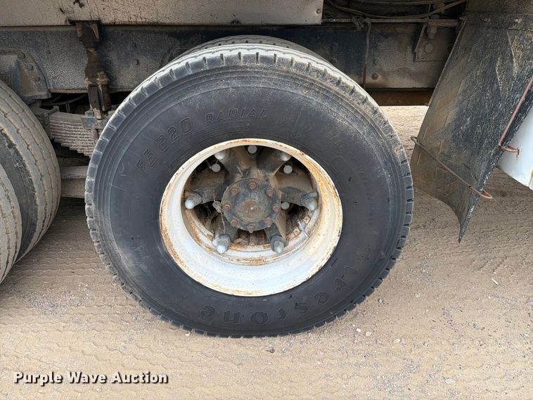 image for item ER1918 1988 GMC General under bridge inspection truck