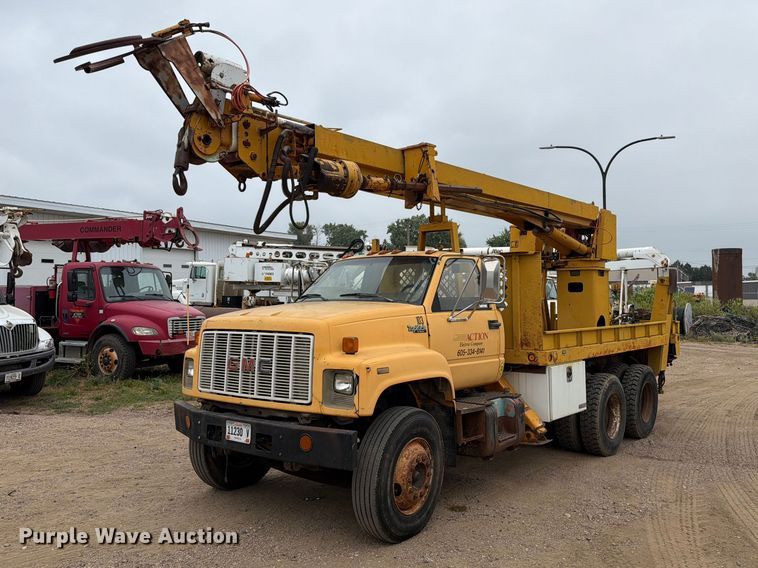 1991 GMC C7 digger derrick truck