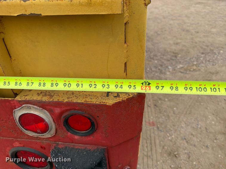 image for item ER1919 1991 GMC C7 digger derrick truck