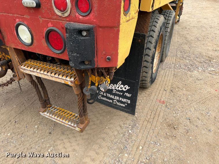 image for item ER1919 1991 GMC C7 digger derrick truck