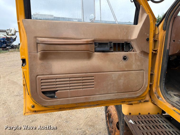 image for item ER1919 1991 GMC C7 digger derrick truck