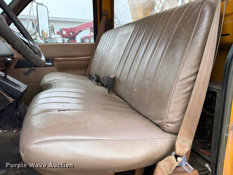 image for item ER1919 1991 GMC C7 digger derrick truck
