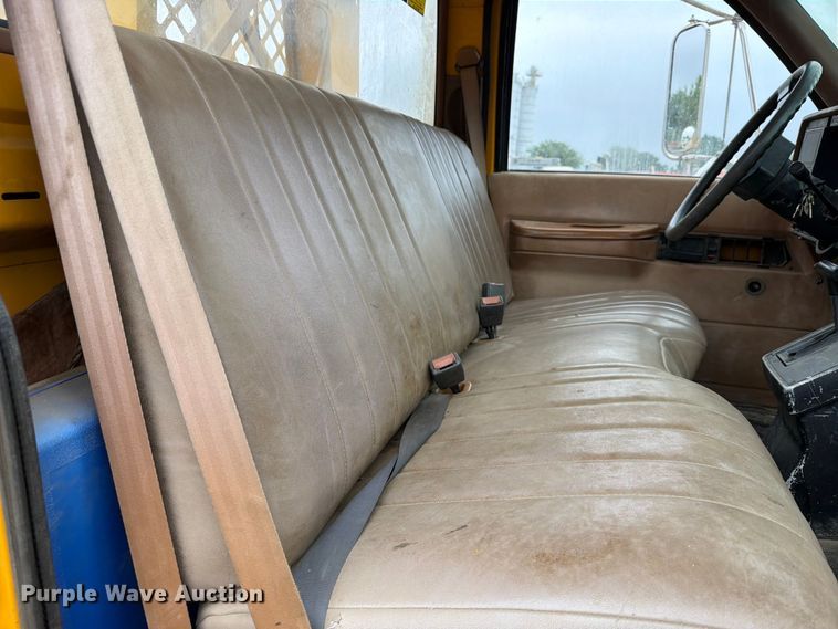 image for item ER1919 1991 GMC C7 digger derrick truck