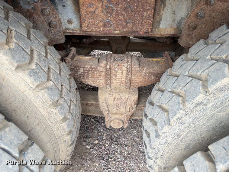 image for item ER1919 1991 GMC C7 digger derrick truck