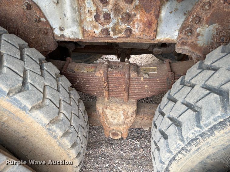 image for item ER1919 1991 GMC C7 digger derrick truck