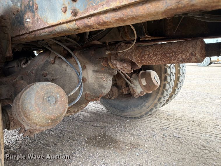 image for item ER1919 1991 GMC C7 digger derrick truck