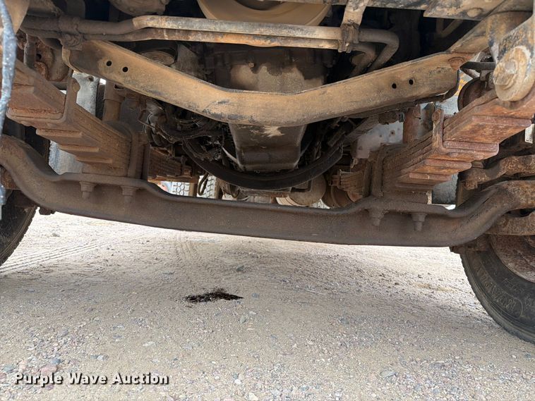 image for item ER1919 1991 GMC C7 digger derrick truck