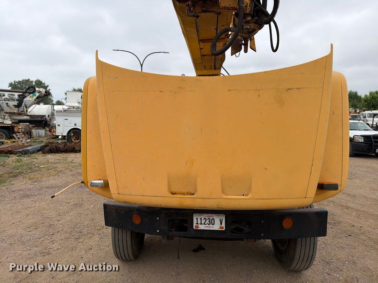 image for item ER1919 1991 GMC C7 digger derrick truck
