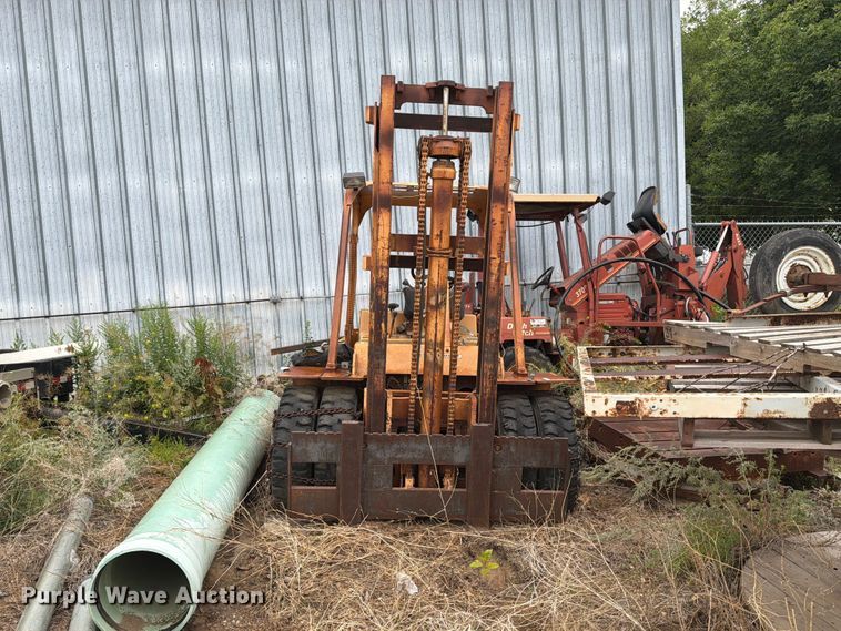 image for item ER1924 Caterpillar V80D forklift