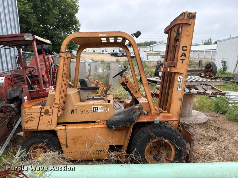 image for item ER1924 Caterpillar V80D forklift