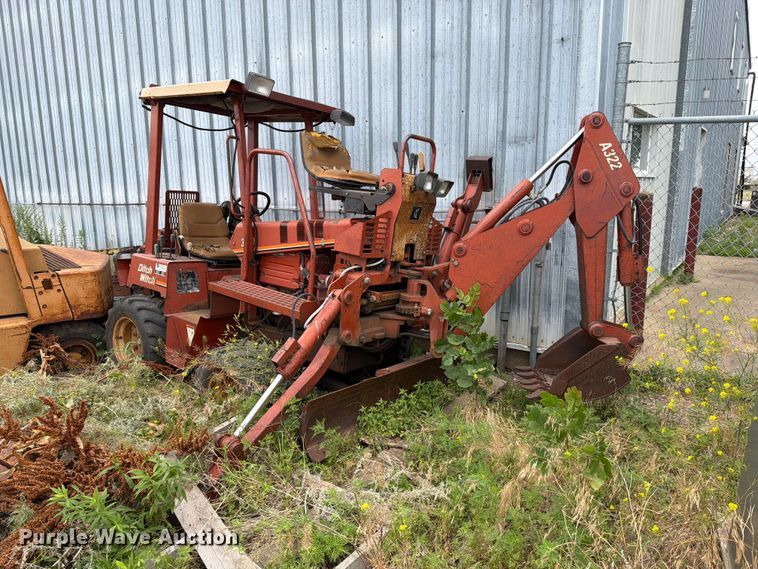 image for item ER1925 1999 Ditch Witch 3700DD trencher