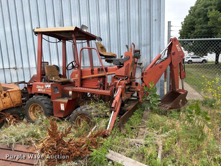 image for item ER1925 1999 Ditch Witch 3700DD trencher