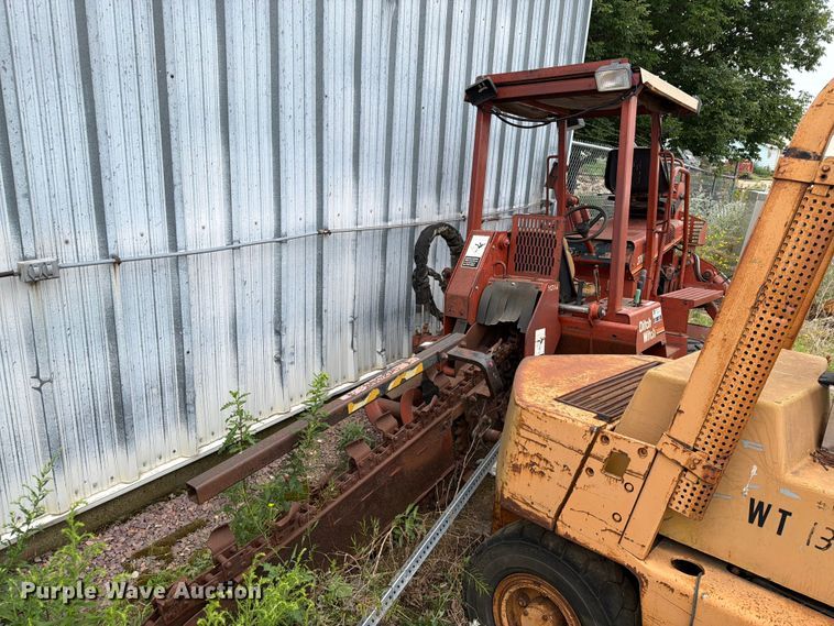 image for item ER1925 1999 Ditch Witch 3700DD trencher